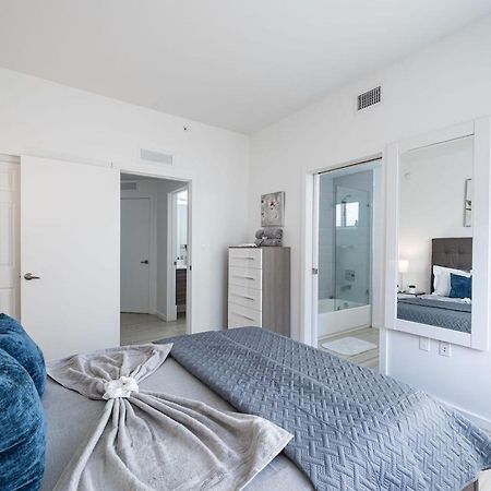 Subtle 2 Bed In Edgewater Downtown With Free Parking Appartement Miami Buitenkant foto