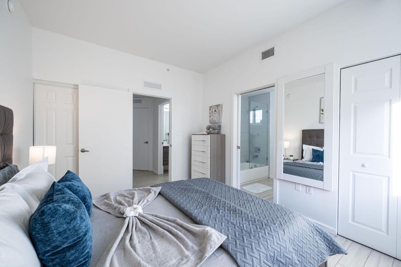 Subtle 2 Bed In Edgewater Downtown With Free Parking Appartement Miami Buitenkant foto