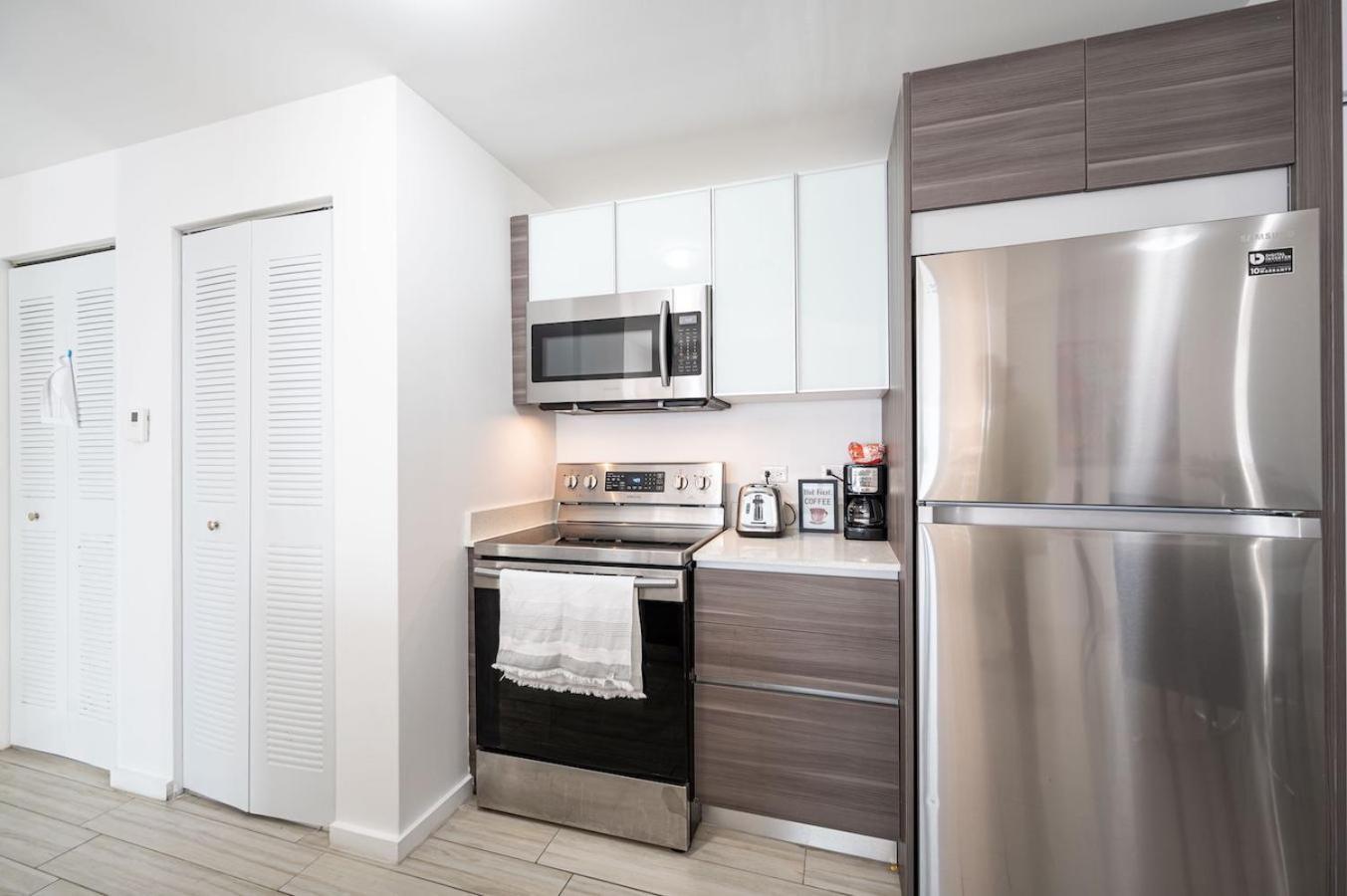 Subtle 2 Bed In Edgewater Downtown With Free Parking Appartement Miami Buitenkant foto