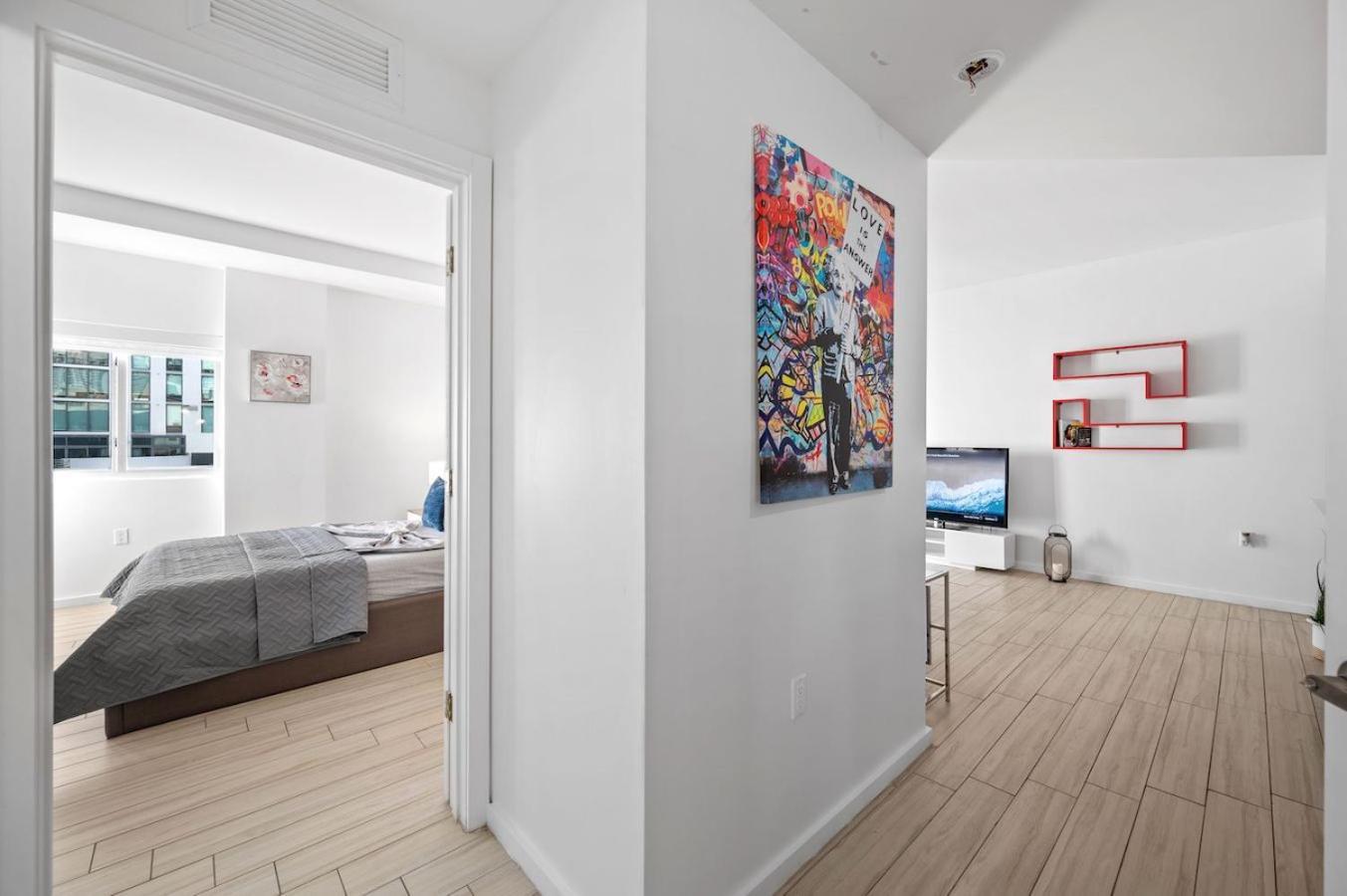 Subtle 2 Bed In Edgewater Downtown With Free Parking Appartement Miami Buitenkant foto
